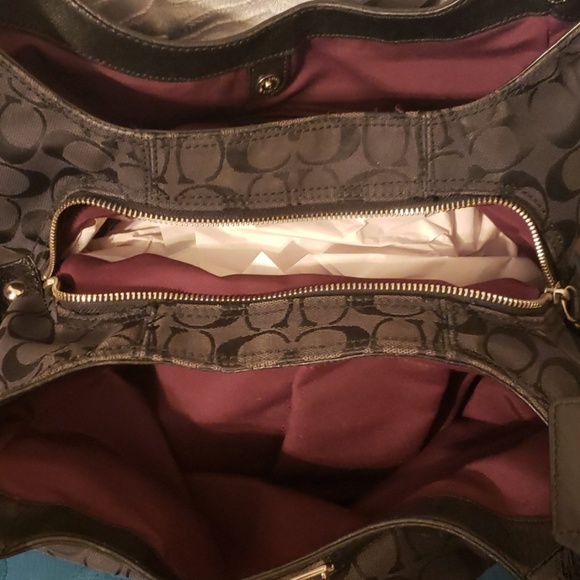 Coach Handbag - Picture 3 of 4